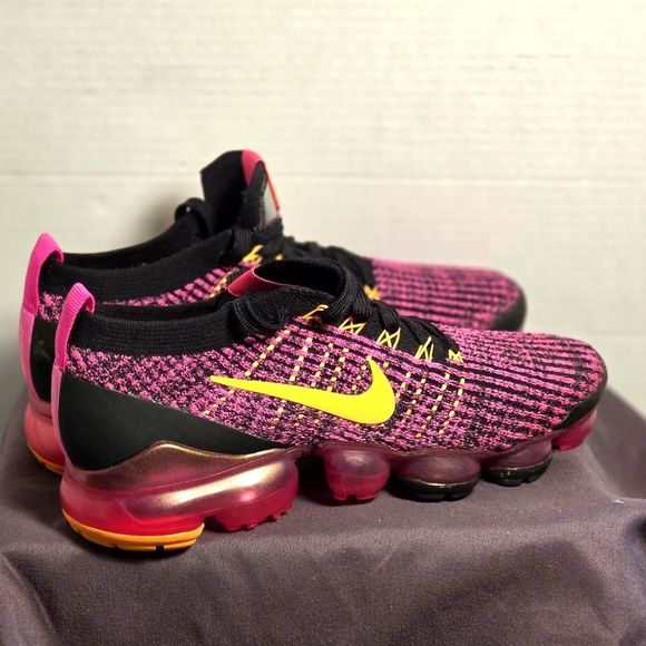 Nike Shoes - Nike Air VaporMax Flyknit 3 Laser Fuschia Womans Size 7.5 # AJ6910-600